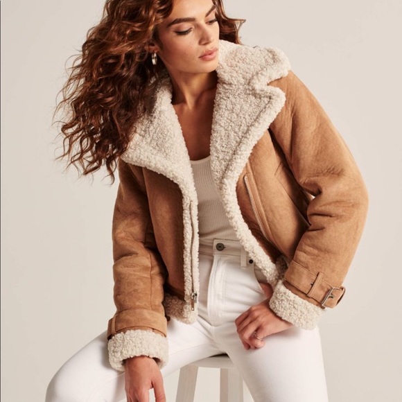 Abercrombie & Fitch Jackets & Blazers - NWOT Abercrombie & Fitch Faux Shearling Aviator Jacket